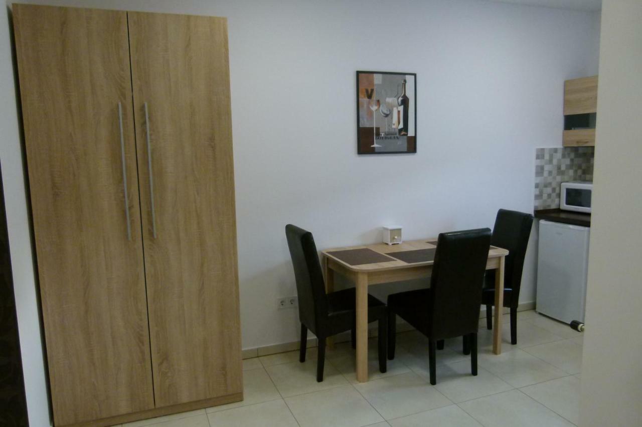 Wolf House Apartman Zalaegerszeg Dış mekan fotoğraf