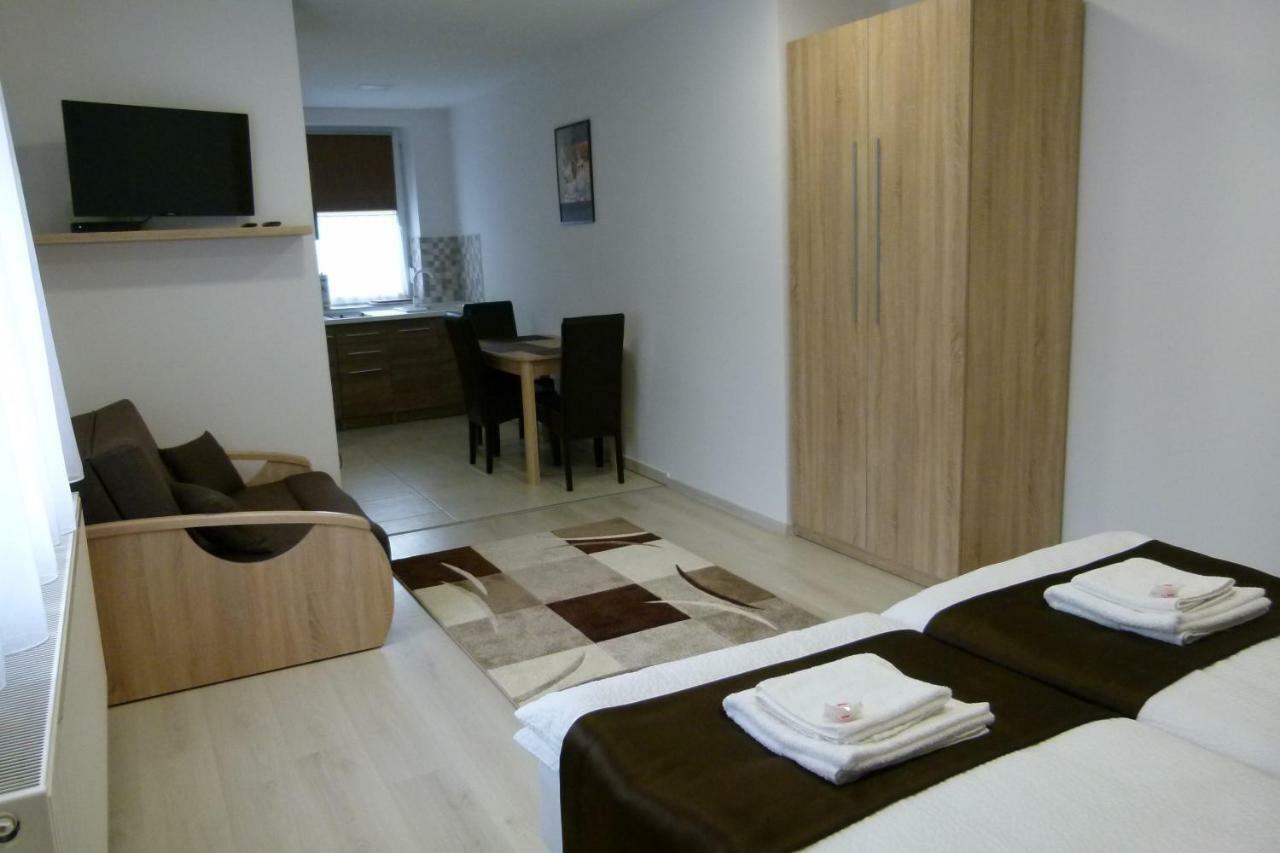 Wolf House Apartman Zalaegerszeg Dış mekan fotoğraf